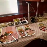 Stadt-gut-hotel Rheinischer Hof Hotel 3*