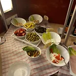 Stadt-gut-hotel Rheinischer Hof 3*