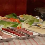 فندق Stadt-gut-hotel Rheinischer Hof 3*