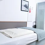 فندق Stadt-gut-hotel Rheinischer Hof إسن