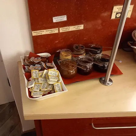 Stadt-gut-hotel Rheinischer Hof