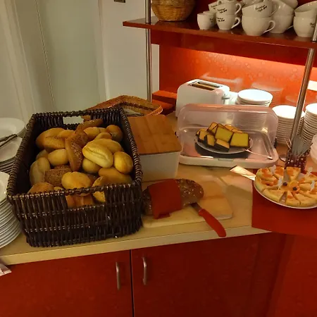 Hotel Stadt-gut-hotel Rheinischer Hof