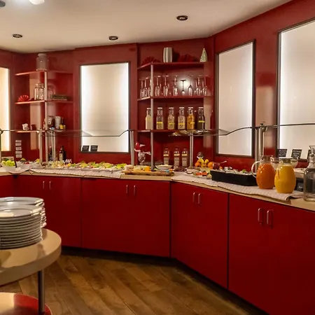 Stadt-gut-hotel Rheinischer Hof 3*