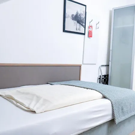 Otel Stadt-gut-hotel Rheinischer Hof Essen