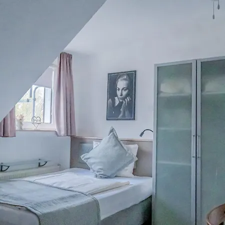 Stadt-gut-hotel Rheinischer Hof