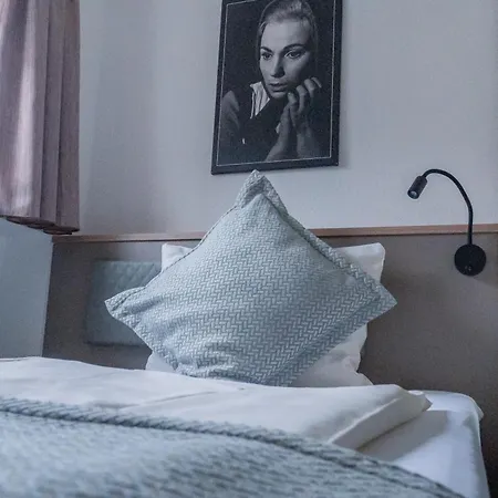 斯塔德加特雷尼施霍夫酒店 3* 埃森