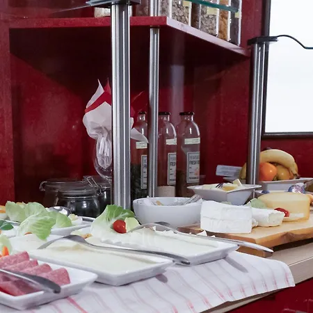 Hotel Stadt-gut-hotel Rheinischer Hof