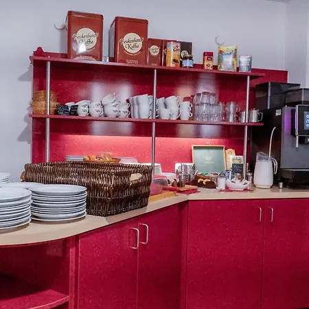 Stadt-gut-hotel Rheinischer Hof 3*