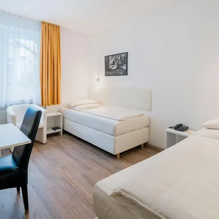 Stadt-gut-hotel Rheinischer Hof 호텔 에센