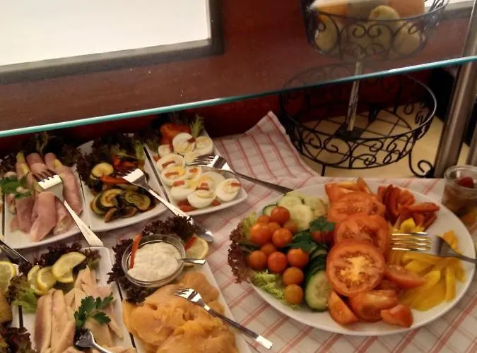 Stadt-gut-hotel Rheinischer Hof Hotel