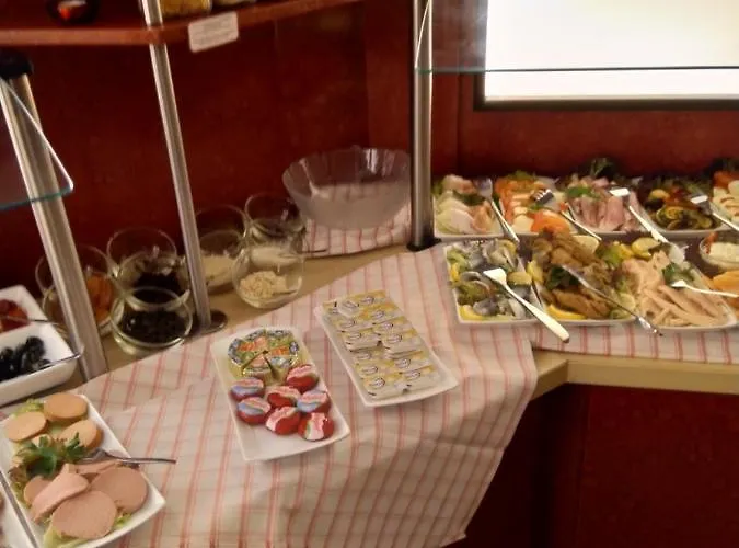 호텔 Stadt-gut-hotel Rheinischer Hof 에센