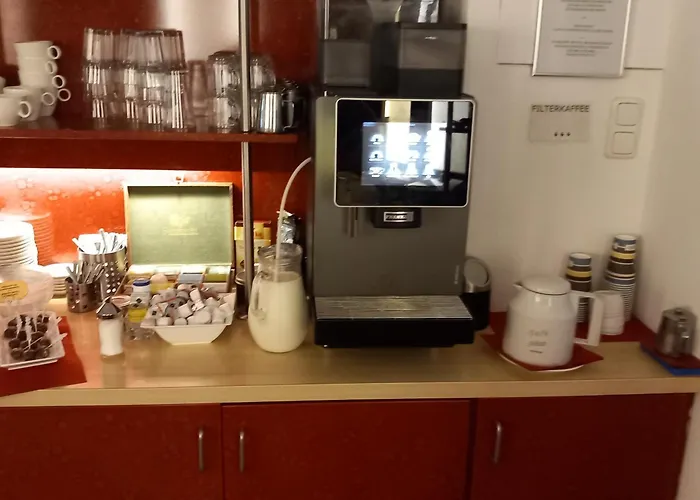 Stadt-gut-hotel Rheinischer Hof 3* 에센