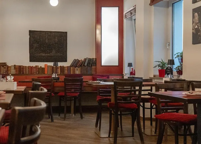 Stadt-gut-hotel Rheinischer Hof Otel 3*