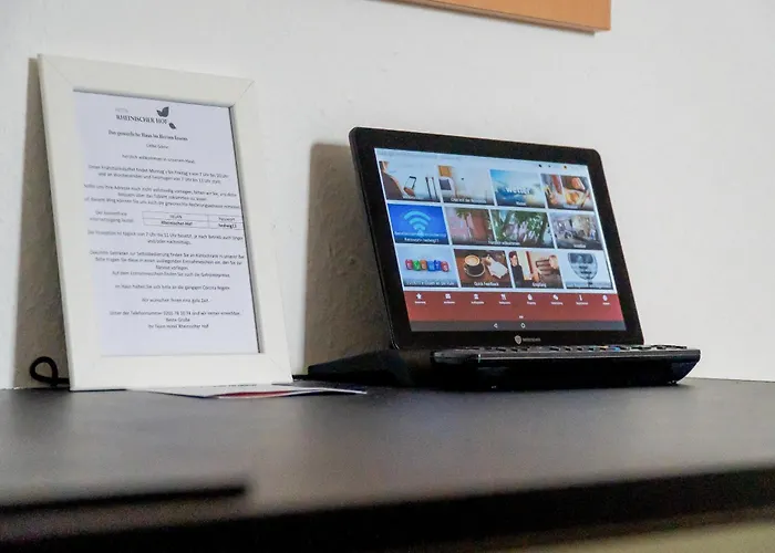 Stadt-gut-hotel Rheinischer Hof 호텔 에센