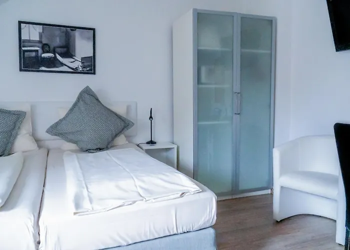 Stadt-gut-hotel Rheinischer Hof