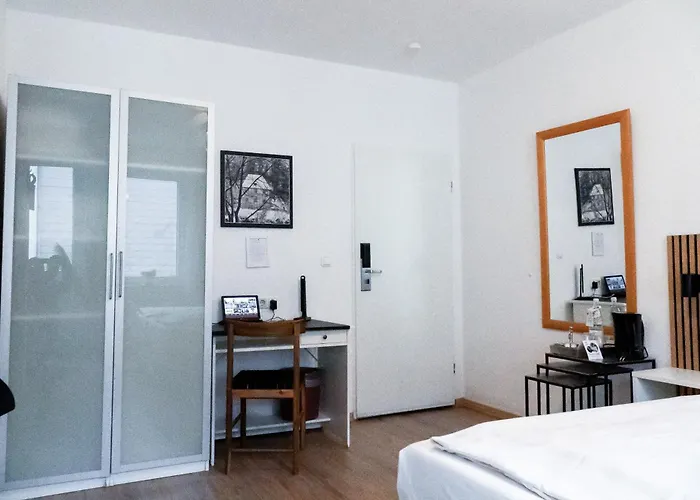 Hotel Stadt-gut-hotel Rheinischer Hof 3*